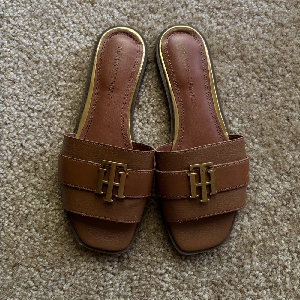 Tommy Hilfiger Brown Leather Slides Women’s Size 6